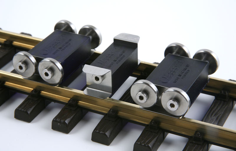 Massoth 8101200 Rolling Road G Scale supports on track